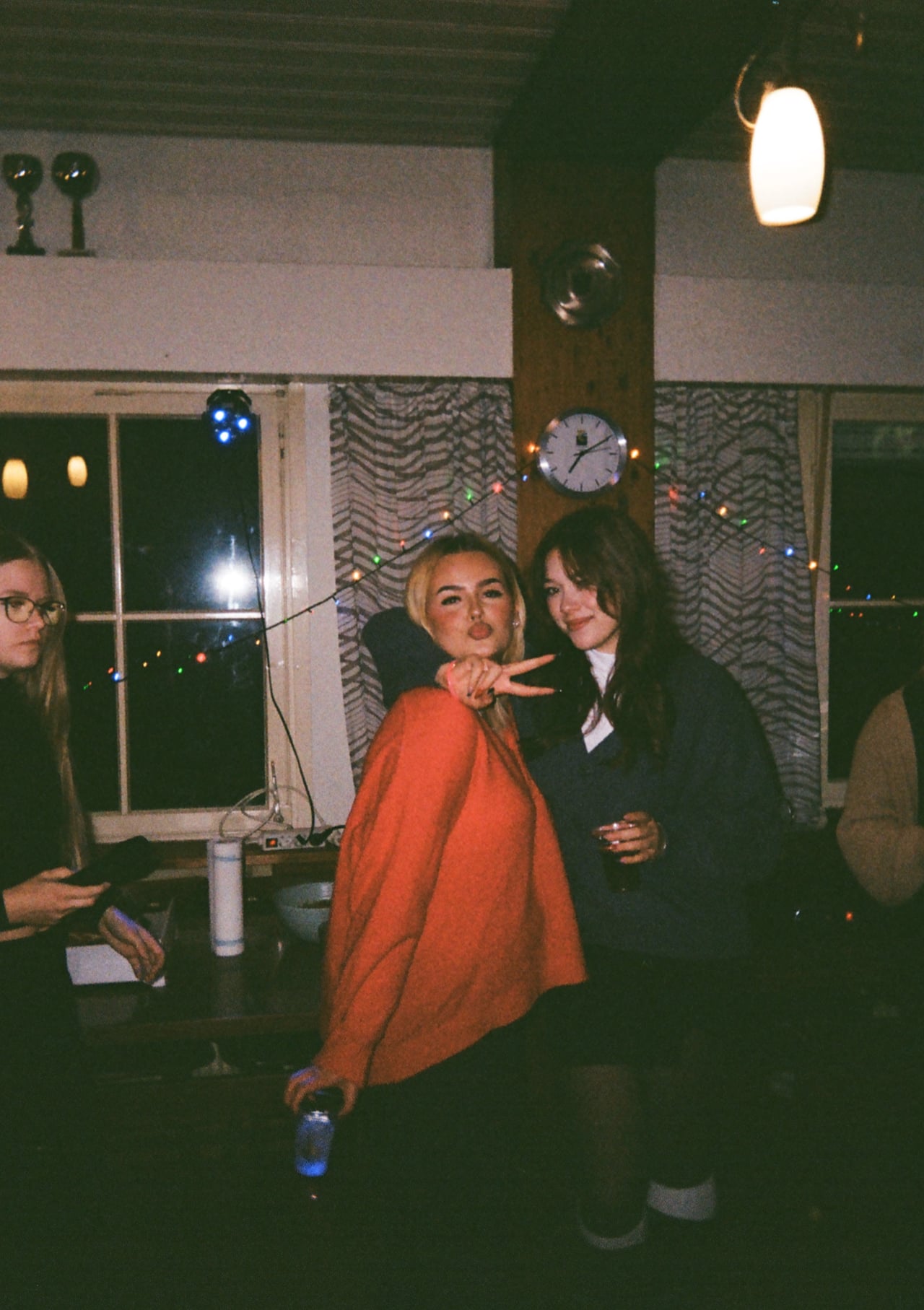 Photo 4 from album 16